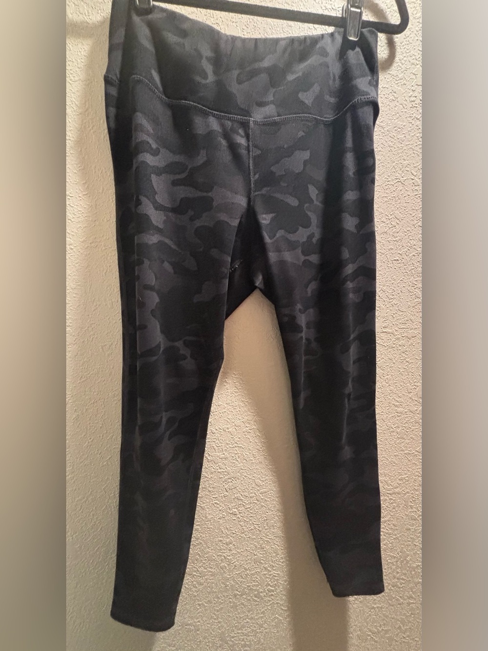 Danskin Black Camo Leggings